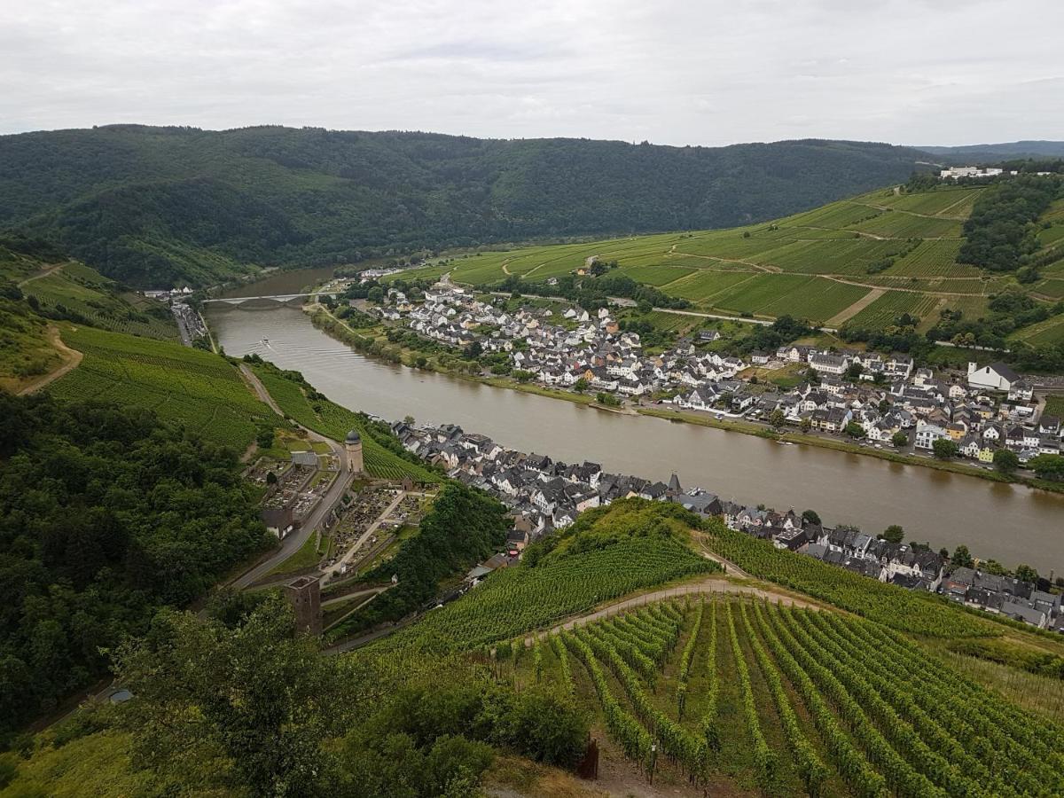 Haus Alte Metzgerei - Im Herzen Der Altstadt Zell an der Mosel Dış mekan fotoğraf