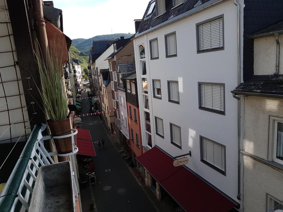 Haus Alte Metzgerei - Im Herzen Der Altstadt Zell an der Mosel Dış mekan fotoğraf